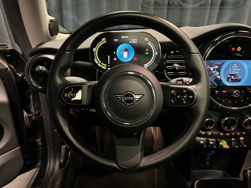 MINI Cooper SE Edition Premium Plus 3d