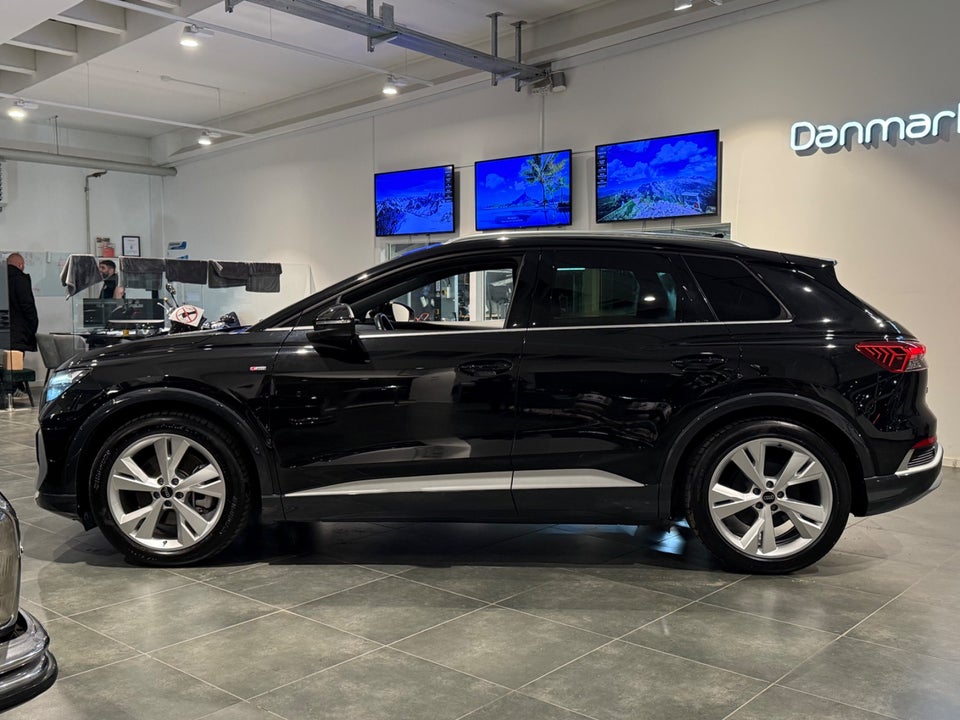 Audi Q4 e-tron 45 S-line 5d