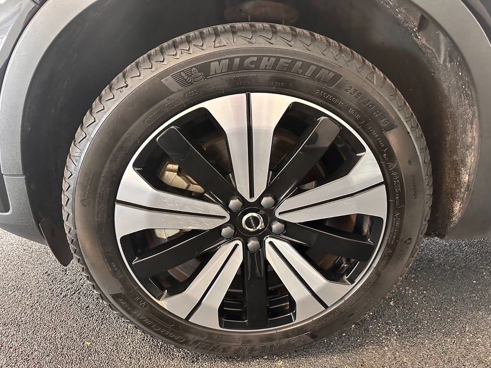 Volvo XC40 P6 ReCharge Plus 5d