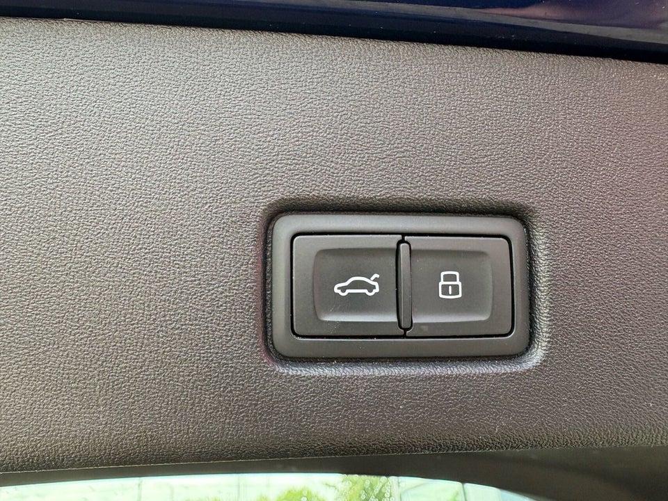 Audi Q4 e-tron 40 Attitude 5d
