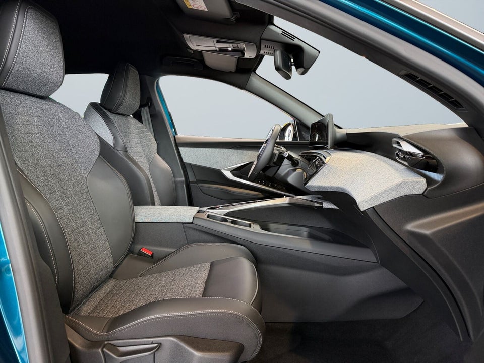 Peugeot e-3008 77 Allure Pack 5d