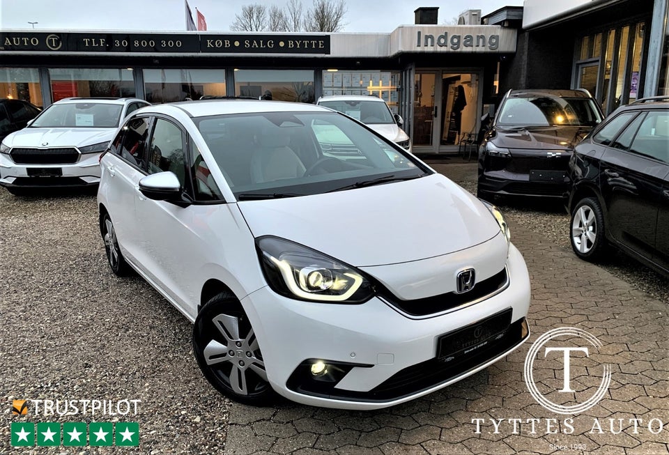 Honda Jazz 1,5 i-MMD Executive eCVT 5d