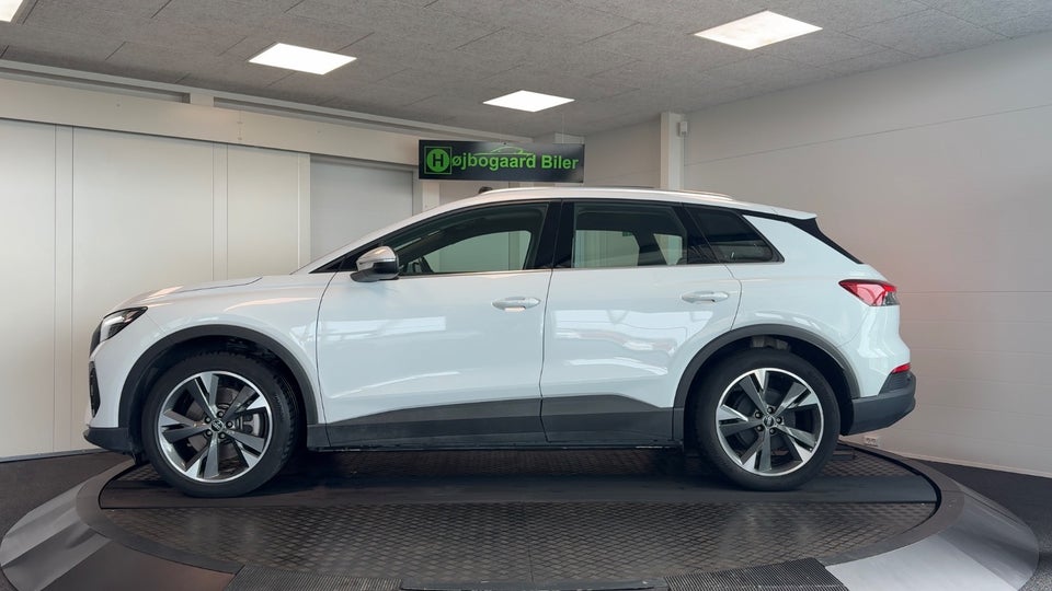 Audi Q4 e-tron 45 Advanced 5d