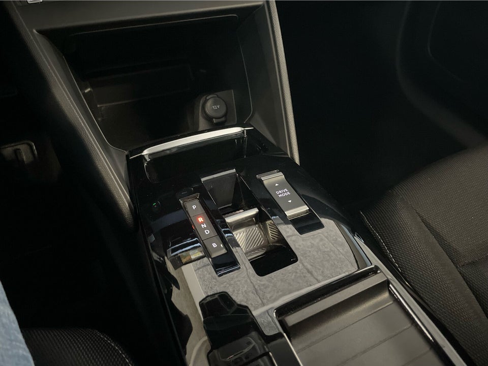 Citroën ë-C4 X 50 Plus 4d