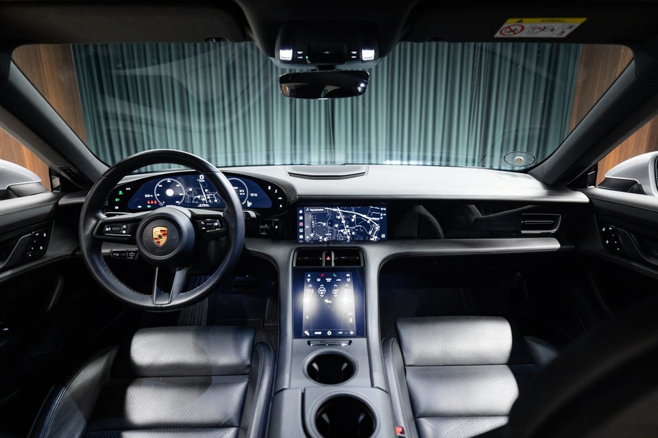 Porsche Taycan 4S 4d