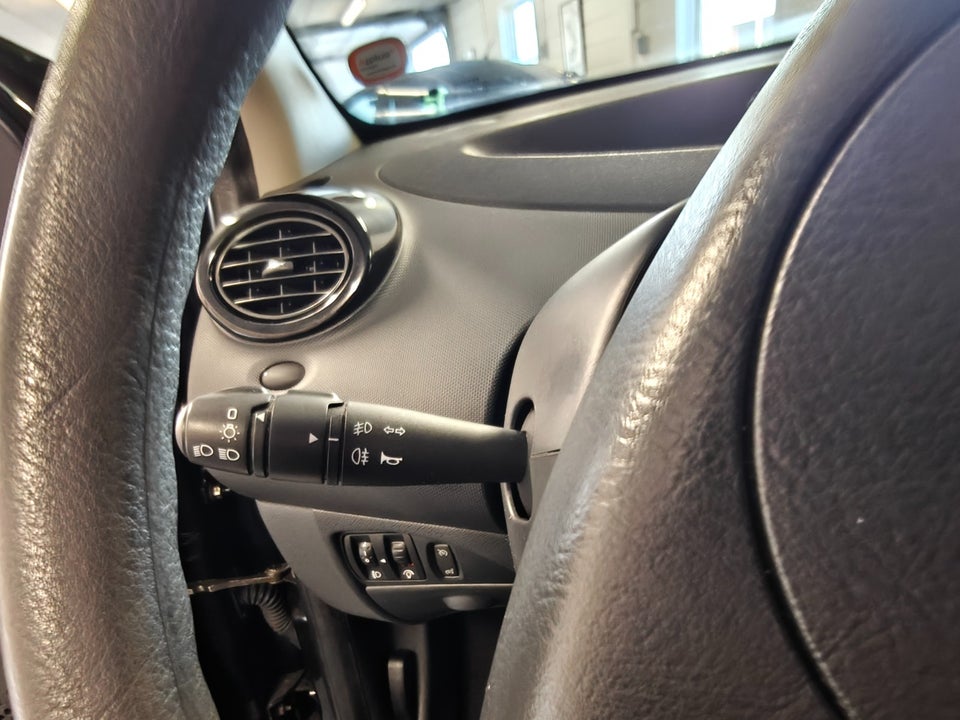 Renault Twingo 1,2 16V Dynamique 3d