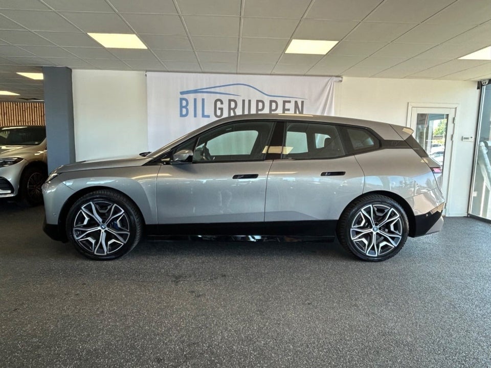 BMW iX xDrive40 Sport 5d