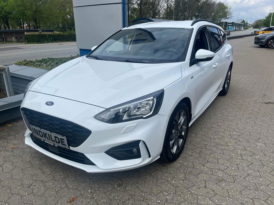 Ford Focus 1,0 EcoBoost mHEV ST-Line stc. 5d