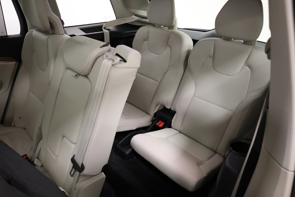 Volvo XC90 2,0 T8 ReCharge Inscription aut. AWD 7prs 5d