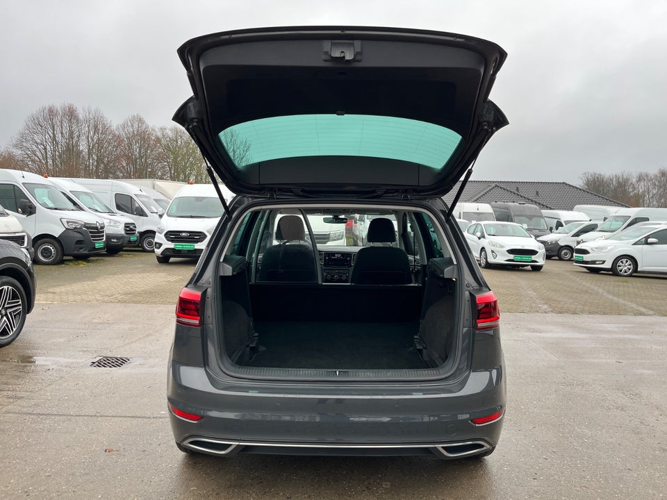 VW Golf Sportsvan 2,0 TDi 150 Highline DSG 5d