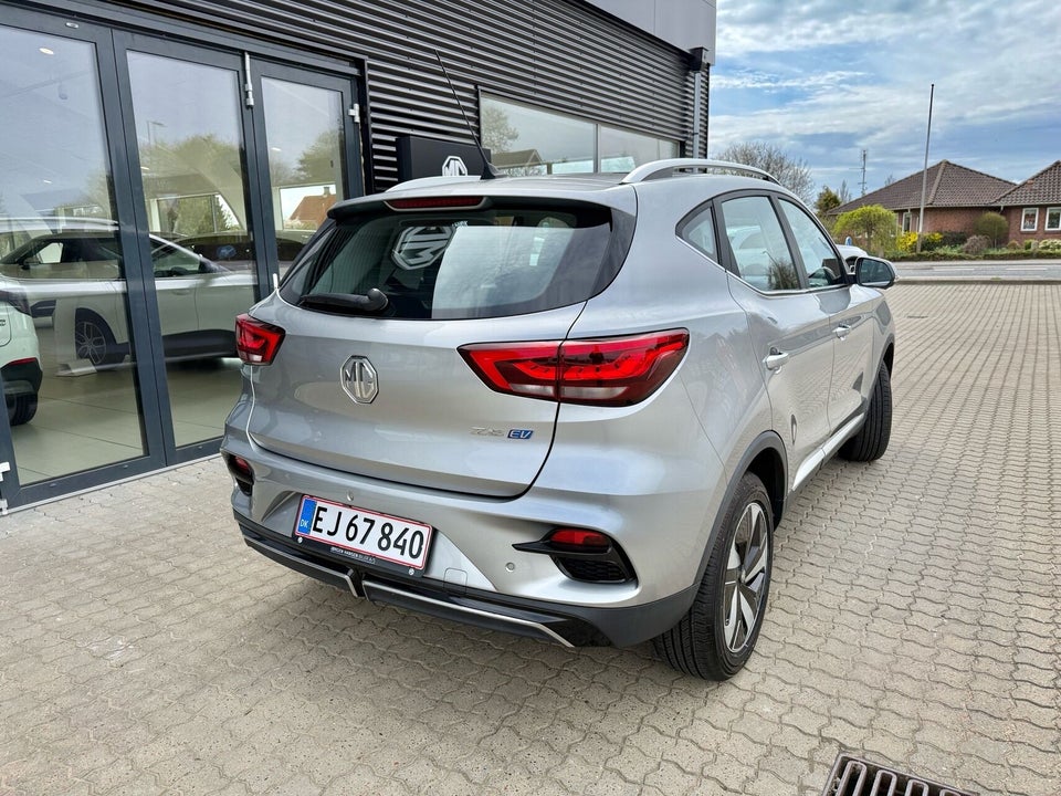 MG ZS 70 Luxury 5d