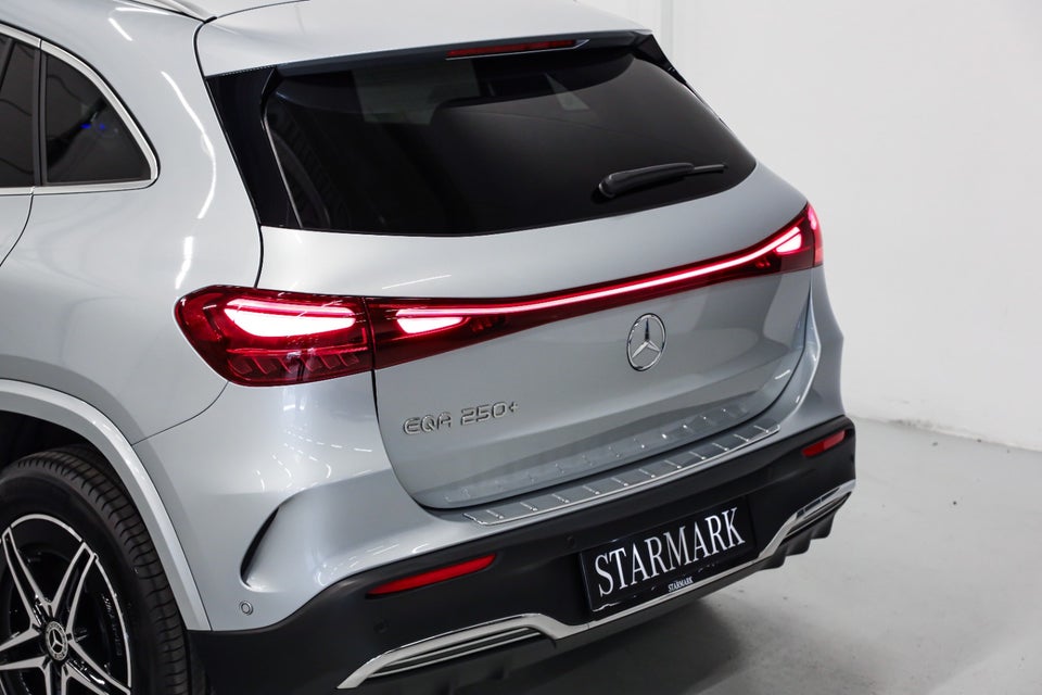 Mercedes EQA250+ AMG Advance 5d
