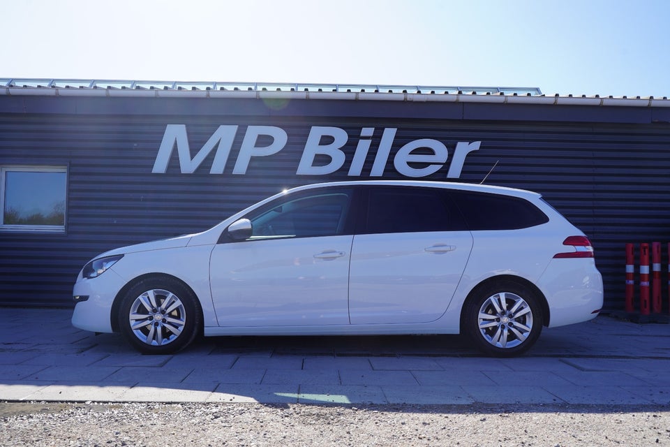 Peugeot 308 1,6 BlueHDi 120 Collection SW 5d