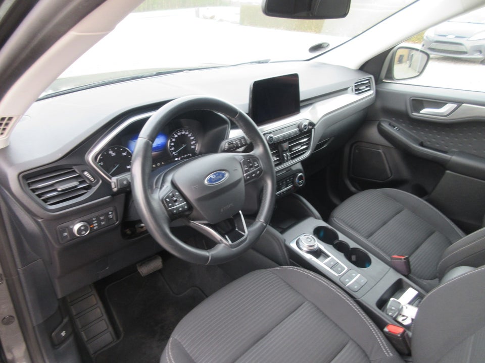 Ford Kuga 2,5 PHEV Titanium CVT 5d