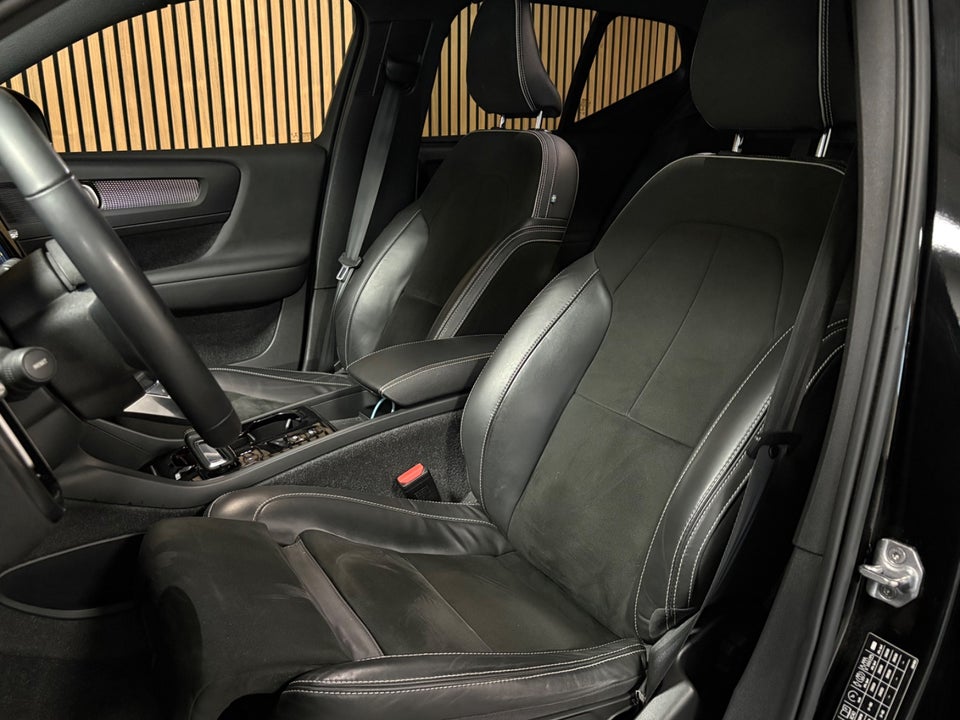 Volvo XC40 1,5 T5 ReCharge R-Design aut. 5d