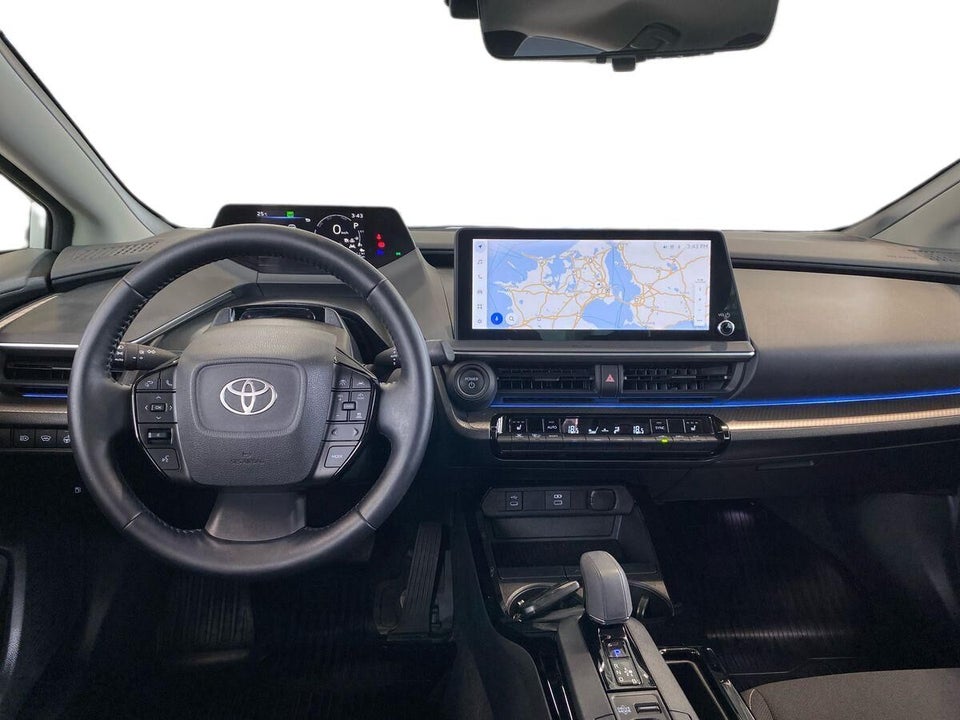 Toyota Prius 2,0 Plug-in Hybrid Elegant 5d