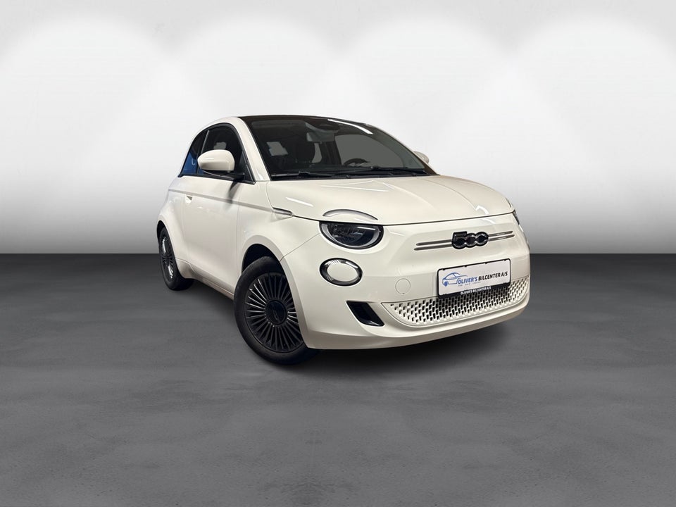 Fiat 500e 42 Icon Sky 3d