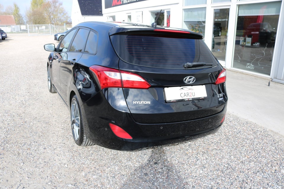 Hyundai i30 1,6 GDi XTR CW Eco 5d