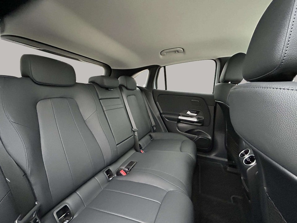 Mercedes EQA250+ Progressive 5d