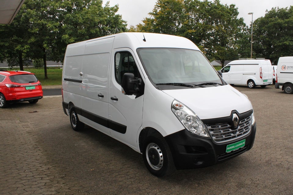 Renault Master III T33 2,3 dCi 130 L2H2 Kassevogn