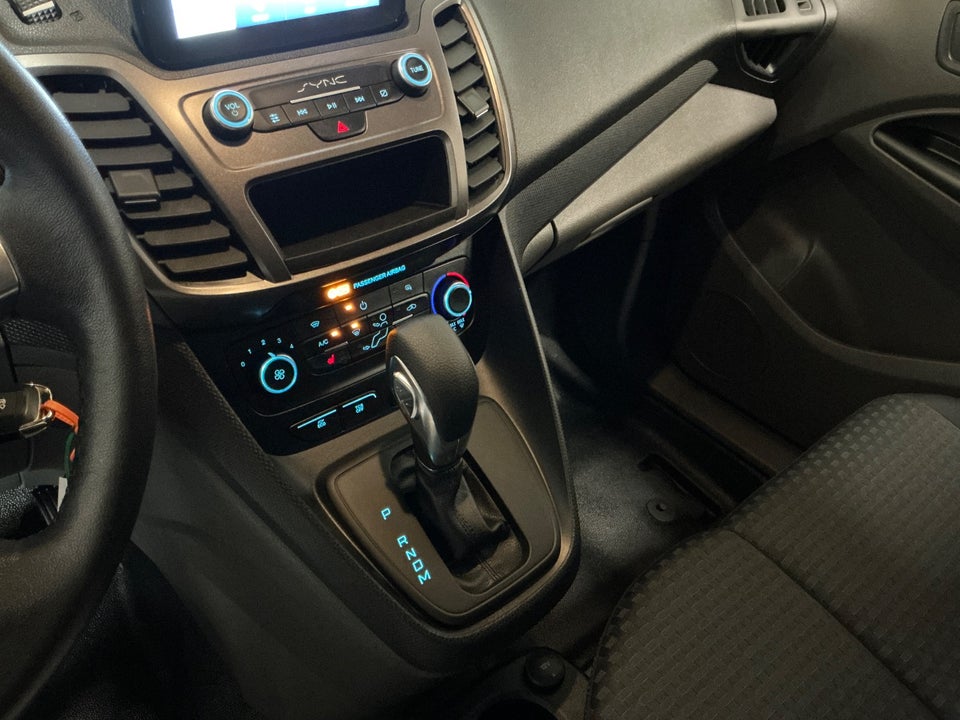 Ford Transit Connect 1,5 EcoBlue Trend aut. kort