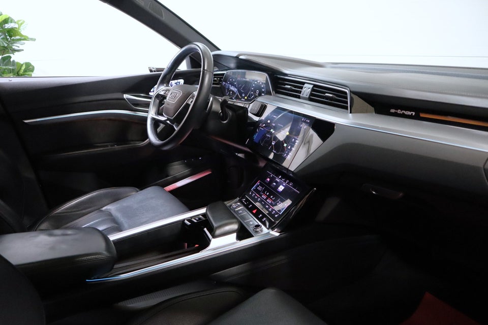 Audi e-tron 55 Advanced quattro 5d