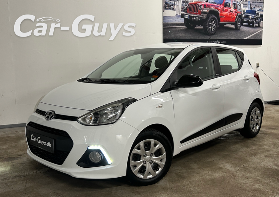 Hyundai i10 1,0 Black Line 5d