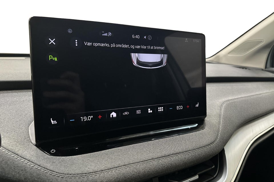 Skoda Enyaq 60 iV Loft 5d