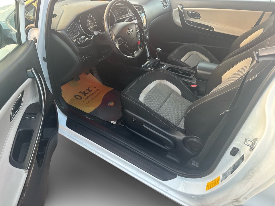 Kia ProCeed 1,6 CRDi 128 Premium 3d