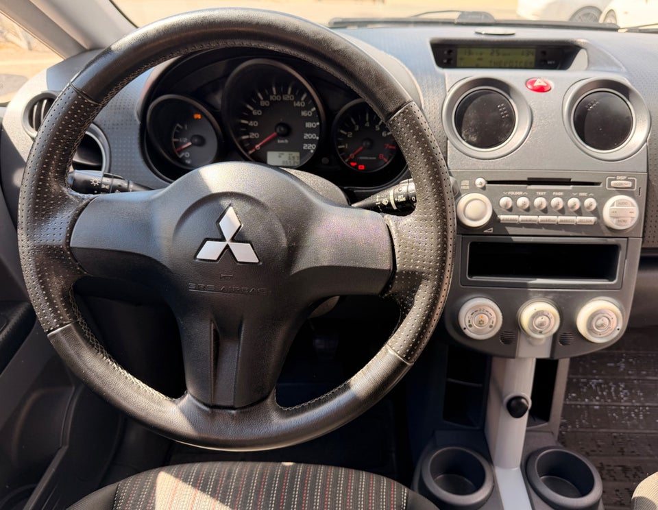 Mitsubishi Colt 1,5 Invite Coolpack 5d
