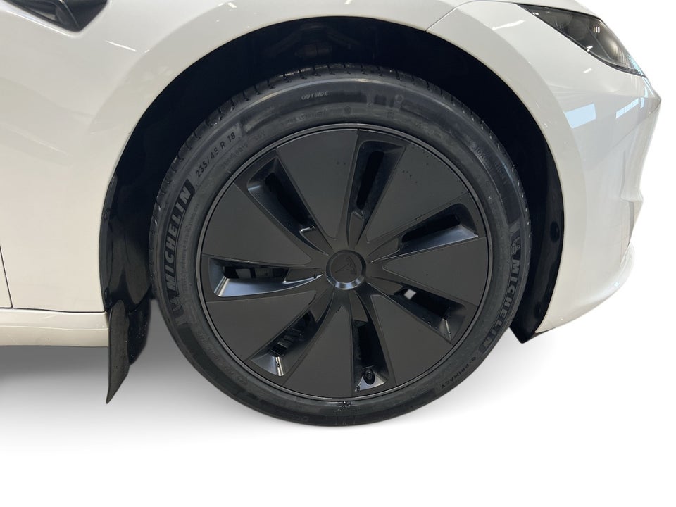 Tesla Model 3 Long Range AWD 4d