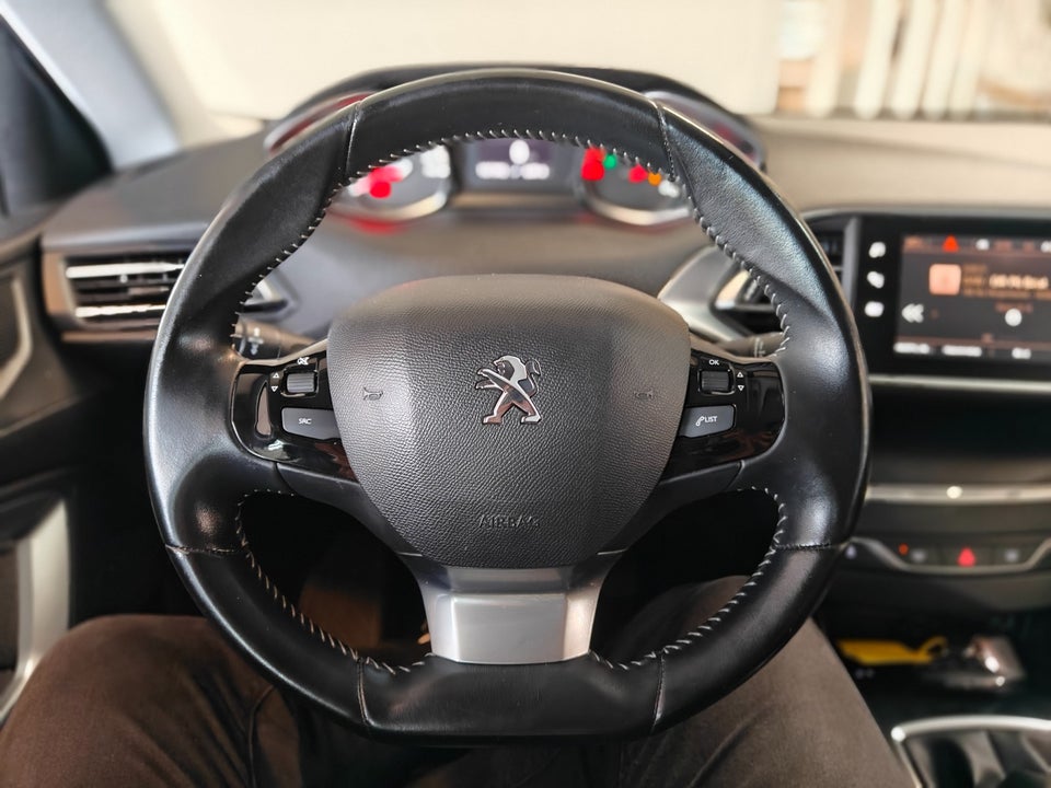 Peugeot 308 1,5 BlueHDi 130 Allure Lux SW 5d