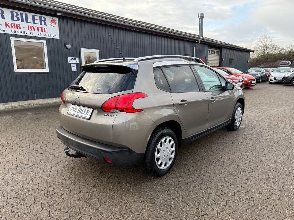Peugeot 2008 1,2 VTi 82 Allure 5d
