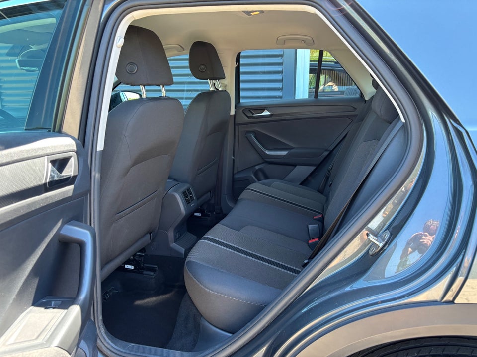 VW T-Roc 1,0 TSi 115 Style 5d