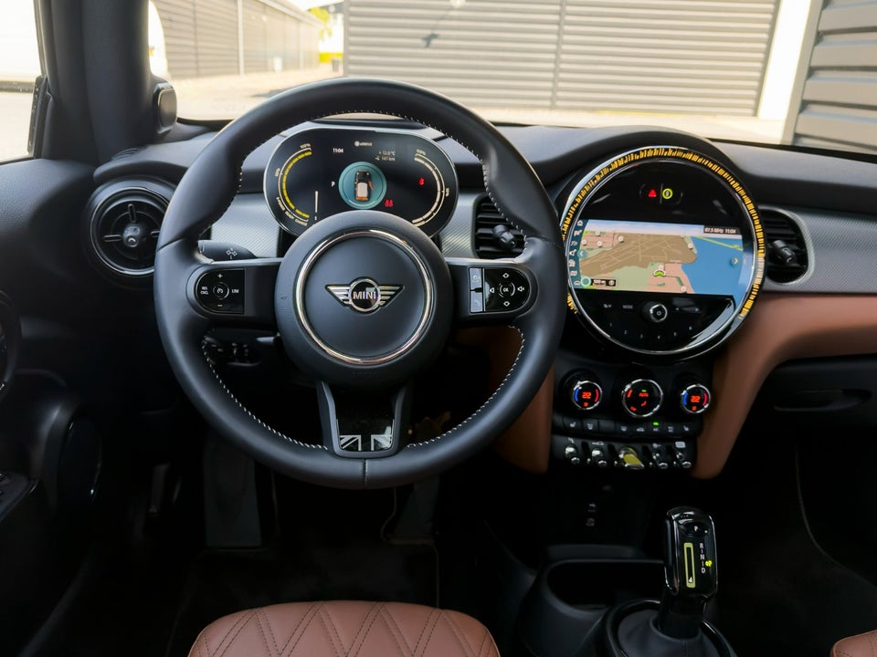 MINI Cooper SE Yours Trim 3d