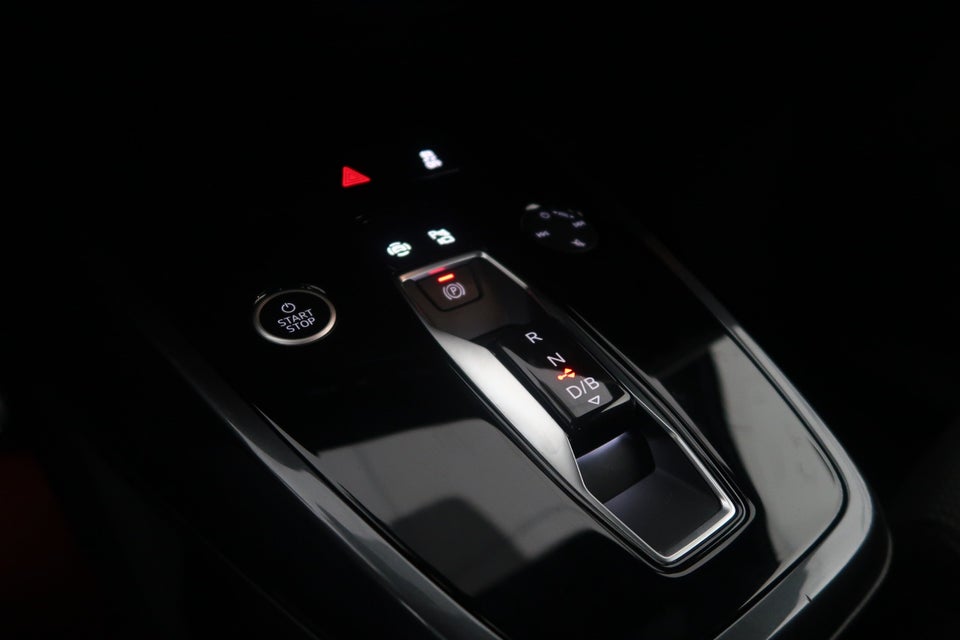 Audi Q4 e-tron 40 S-line 5d