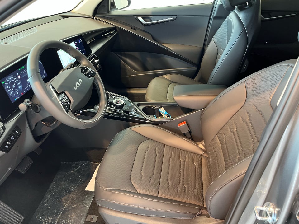 Kia Niro 64 EV Prestige 5d