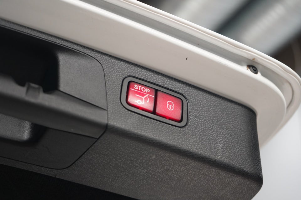 Mercedes E200 d 1,6 Avantgarde stc. aut. 5d