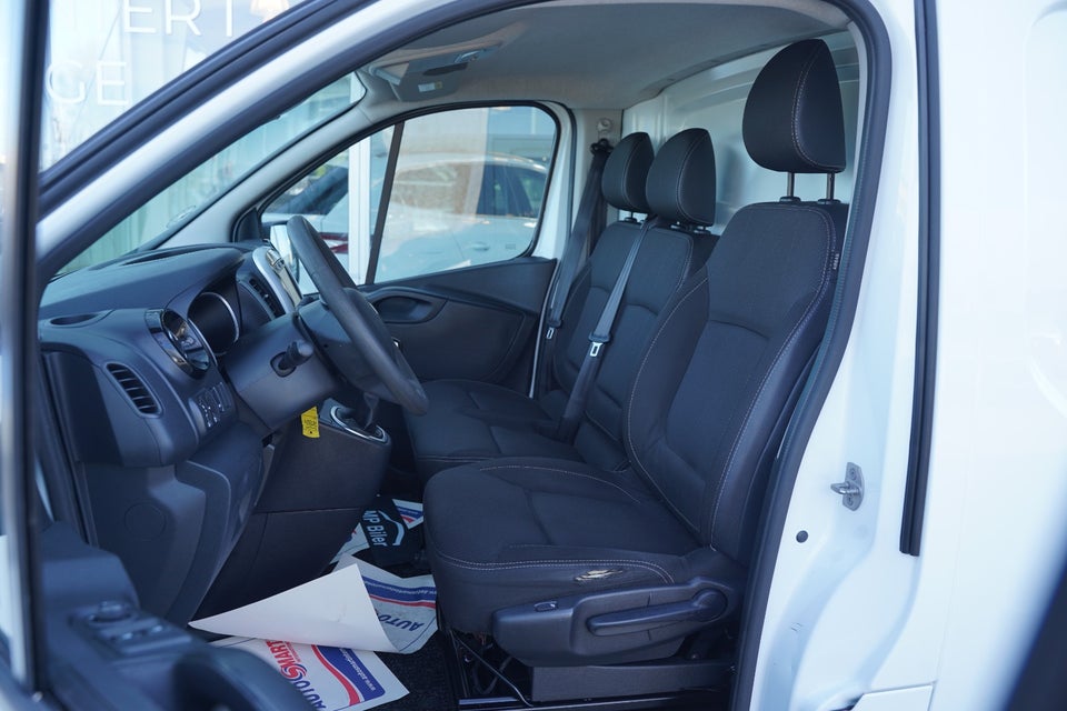 Renault Trafic T29 2,0 dCi 170 L1H1 EDC