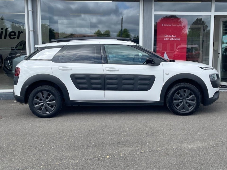 Citroën C4 Cactus 1,6 BlueHDi 100 Iconic 5d