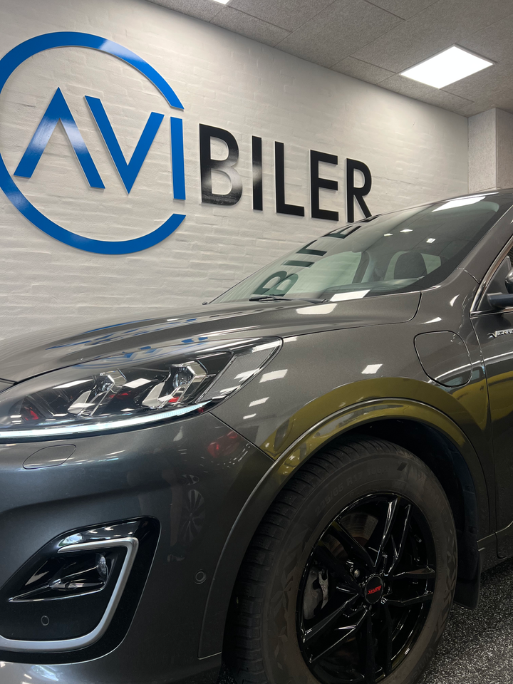 Ford Kuga 2,5 PHEV Vignale CVT 5d