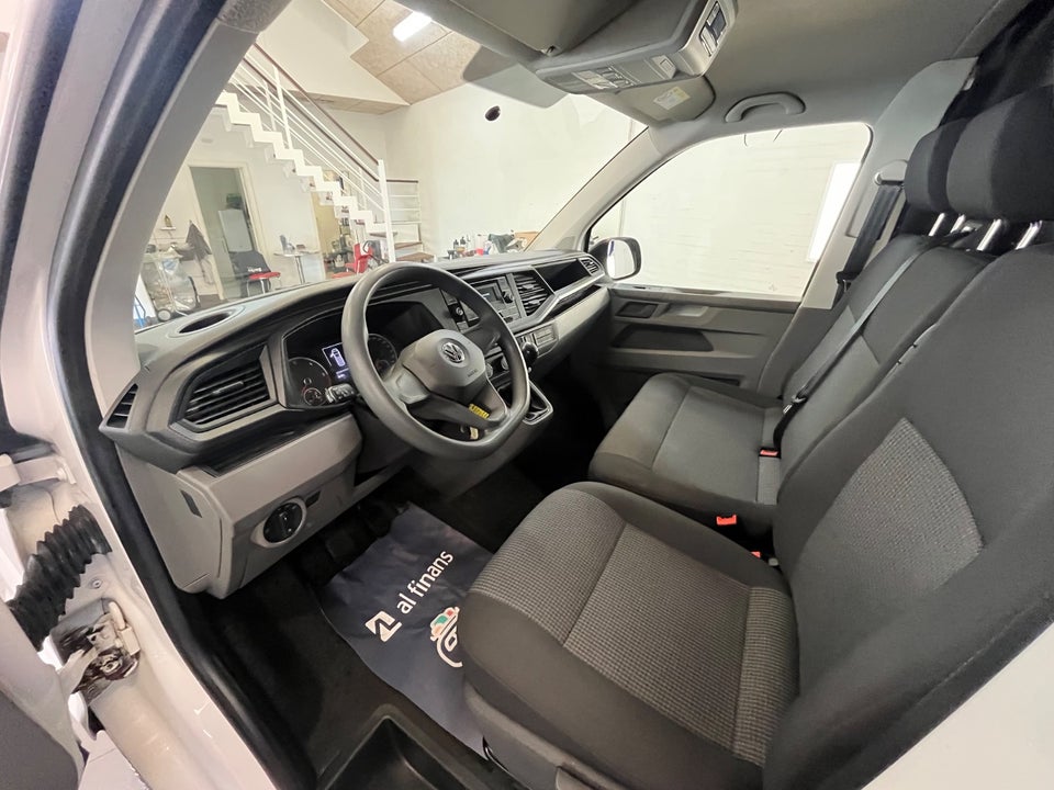 VW Transporter 2,0 TDi 150 Kassevogn lang