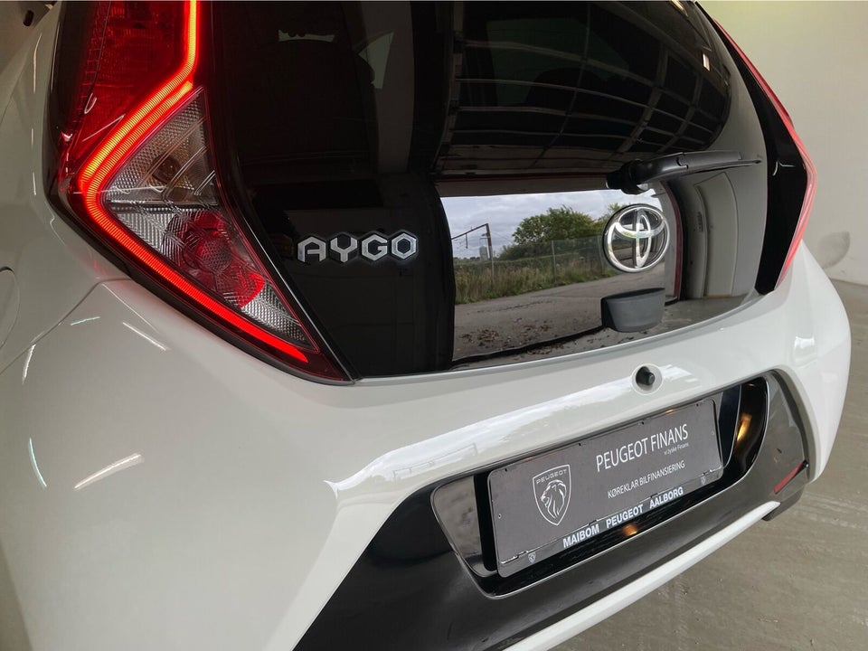 Toyota Aygo 1,0 VVT-i x-pression x-shift 5d