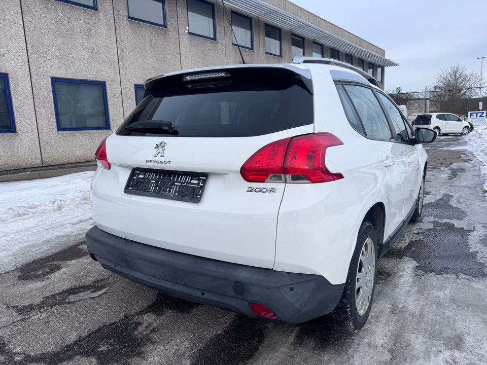 Peugeot 2008 1,2 VTi 82 Active Sky 5d