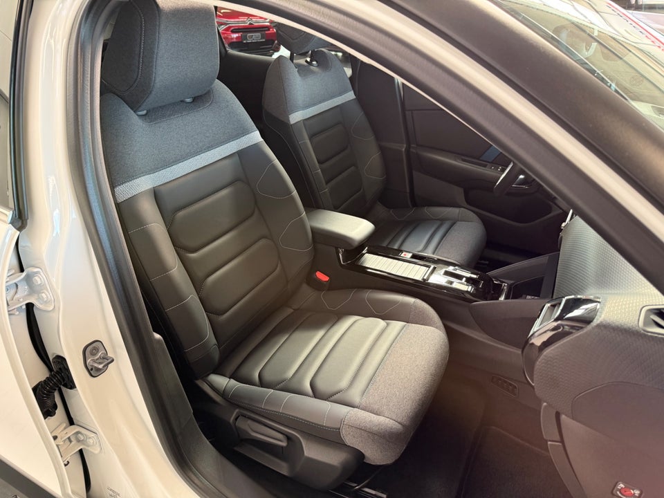 Citroën ë-C4 50 Shine 5d