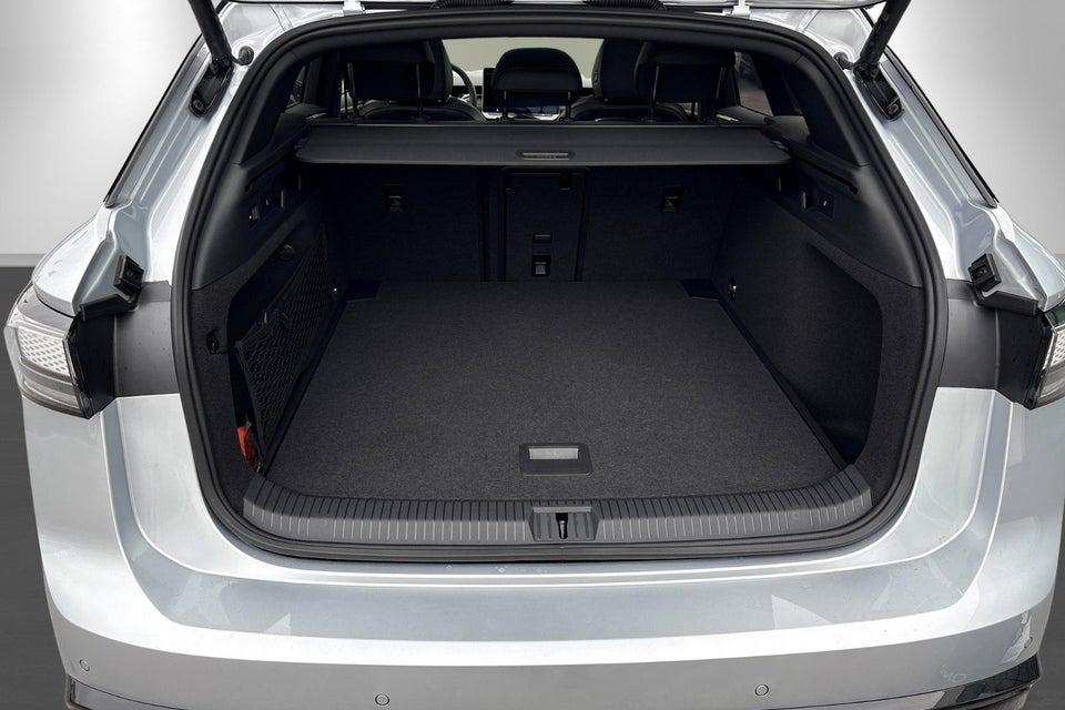 VW ID.7 86 Style S Tourer 5d