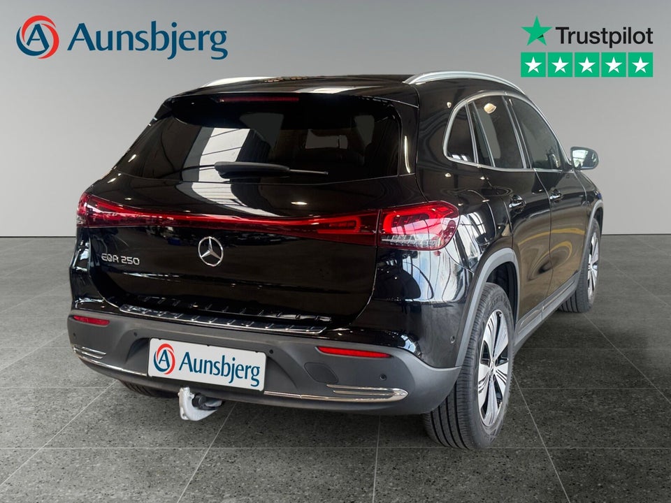 Mercedes EQA250 Progressive 5d