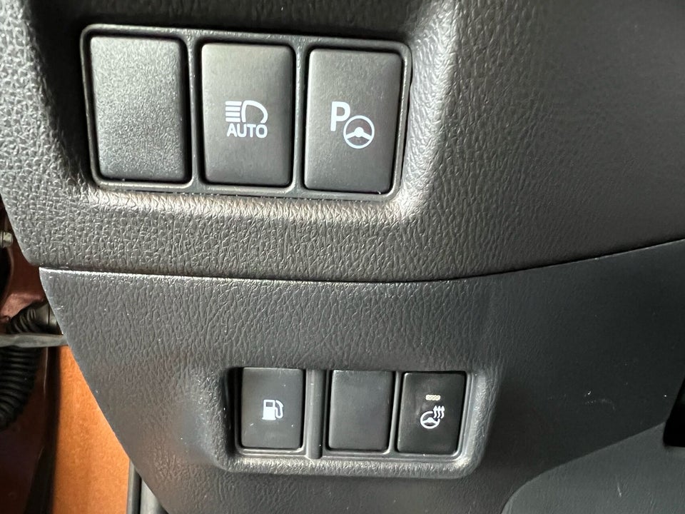 Toyota C-HR 1,8 Hybrid C-ULT CVT 5d