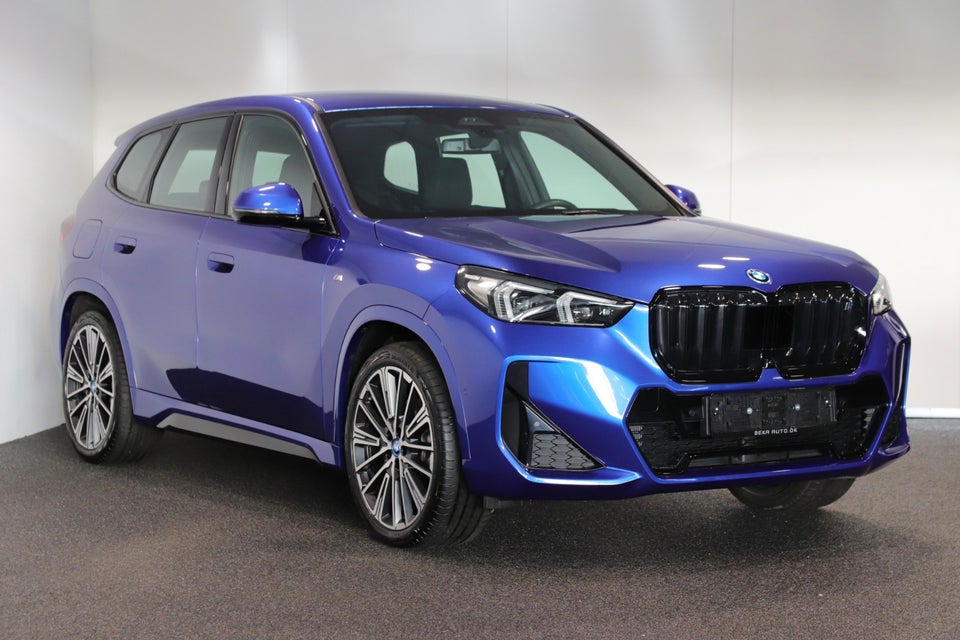 BMW iX1 xDrive30 M-Sport 5d