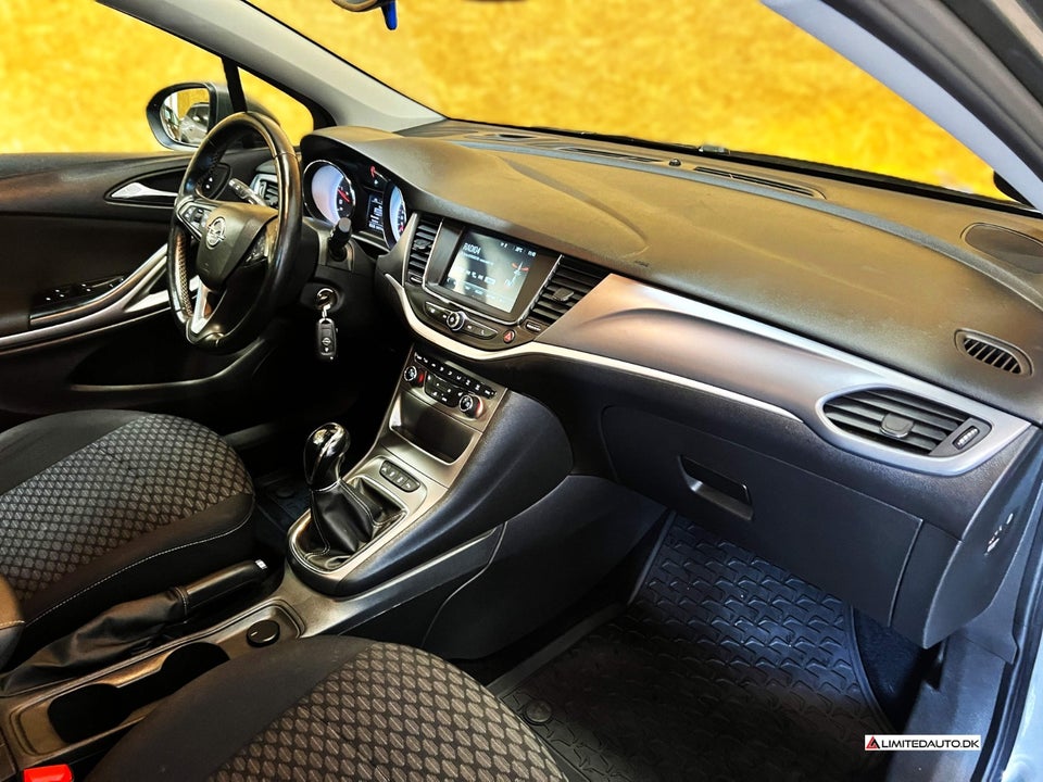 Opel Astra 1,6 CDTi 136 Enjoy Sports Tourer 5d